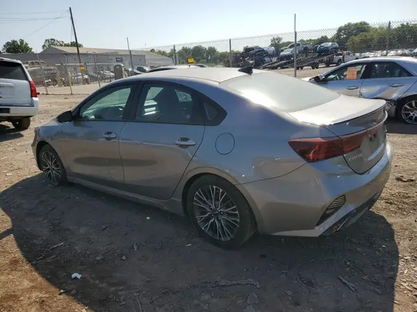 3KPF54ADXPE659208 2023 KIA FORTE - Image 2