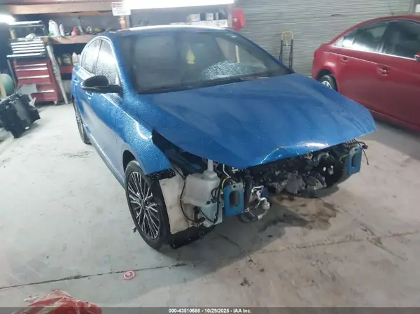 3KPF54ADXPE661816 2023 KIA FORTE - Image 1