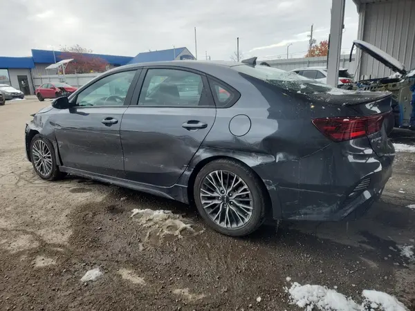 3KPF54ADXPE663064 2023 KIA FORTE - Image 2