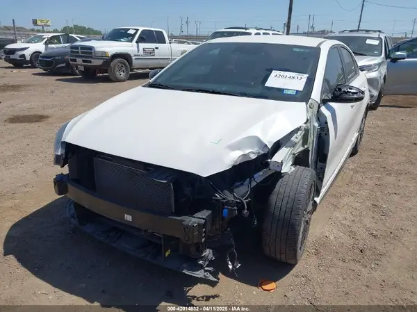 3KPF54ADXPE665963 2023 KIA FORTE - Image 2