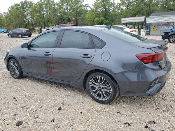 3KPF54ADXPE670905 2023 KIA FORTE - Image 2