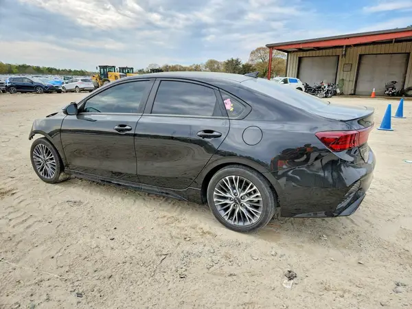 3KPF54ADXPE671911 2023 KIA FORTE - Image 2