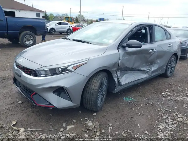3KPF54ADXPE683931 2023 KIA FORTE - Image 2