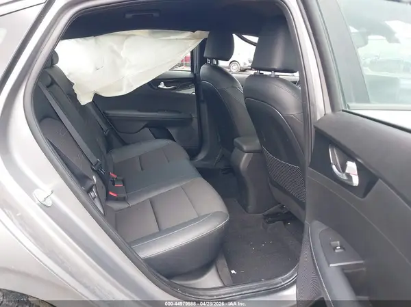 3KPF54ADXPE683931 2023 KIA FORTE - Image 8