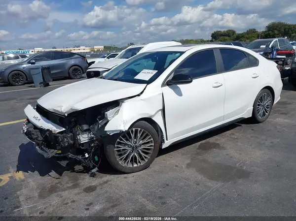 3KPF54ADXPE687414 2023 KIA FORTE - Image 2