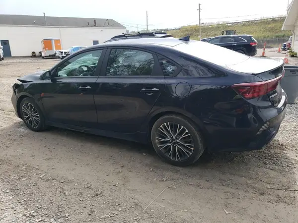 3KPF54ADXRE693698 2024 KIA FORTE - Image 2