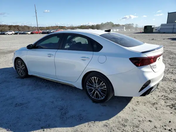 3KPF54ADXRE699131 2024 KIA FORTE - Image 2