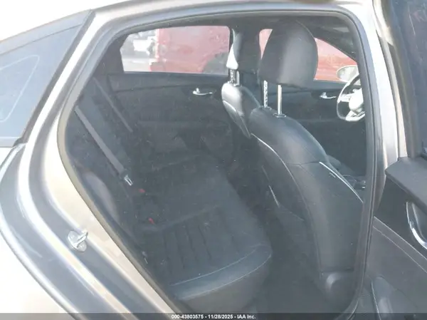 3KPF54ADXRE702349 2024 KIA FORTE - Image 8