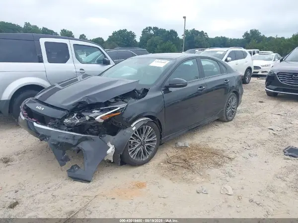 3KPF54ADXRE712878 2024 KIA FORTE - Image 2