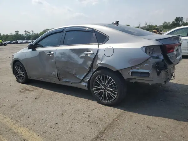 3KPF54ADXRE721239 2024 KIA FORTE - Image 2