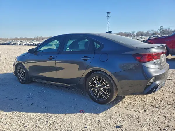 3KPF54ADXRE726263 2024 KIA FORTE - Image 2
