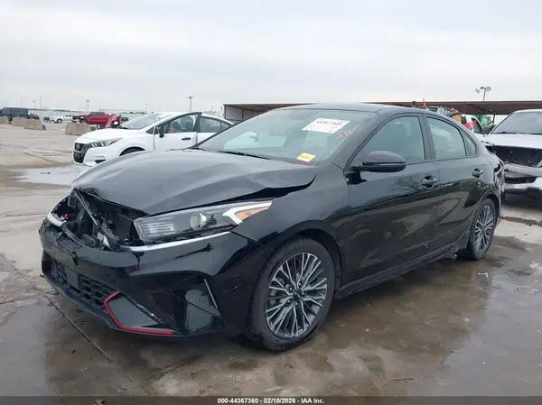3KPF54ADXRE727137 2024 KIA FORTE - Image 2