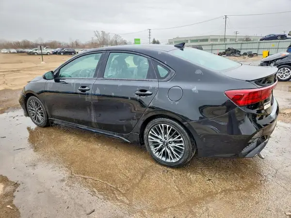 3KPF54ADXRE737070 2024 KIA FORTE - Image 2