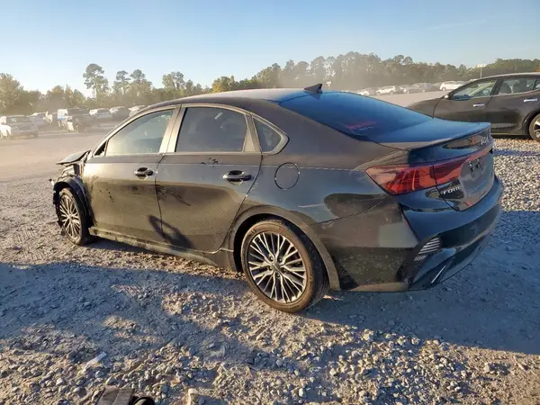 3KPF54ADXRE737120 2024 KIA FORTE - Image 2