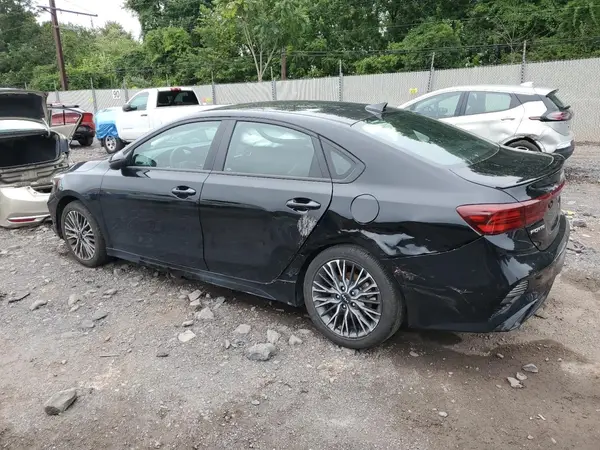 3KPF54ADXRE740440 2024 KIA FORTE - Image 2