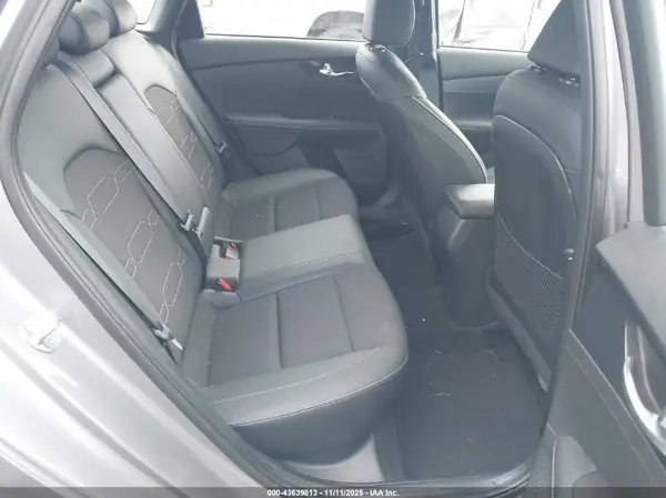 3KPF54ADXRE743905 2024 KIA FORTE - Image 8