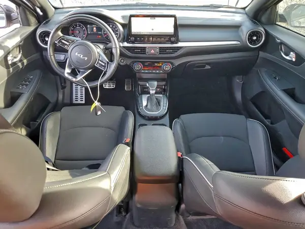 3KPF54ADXRE746044 2024 KIA FORTE - Image 8