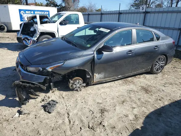 3KPF54ADXRE751499 2024 KIA FORTE - Image 1