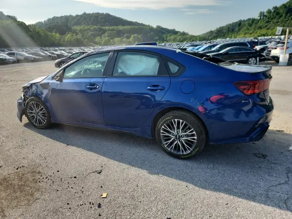 3KPF54ADXRE753978 2024 KIA FORTE - Image 2