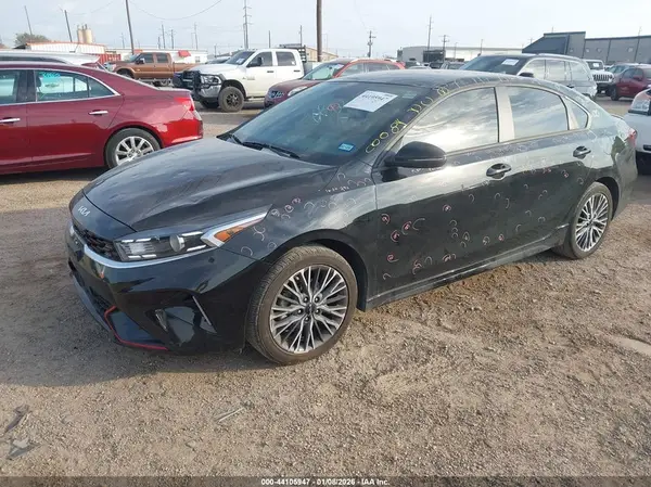 3KPF54ADXRE754516 2024 KIA FORTE - Image 2