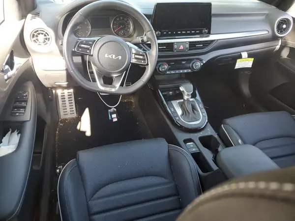 3KPF54ADXRE758002 2024 KIA FORTE - Image 8