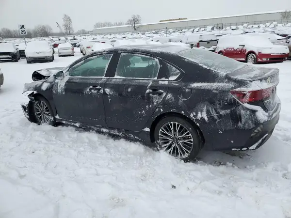 3KPF54ADXRE763572 2024 KIA FORTE - Image 2