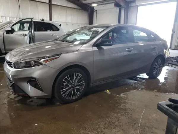 3KPF54ADXRE781070 2024 KIA FORTE - Image 1