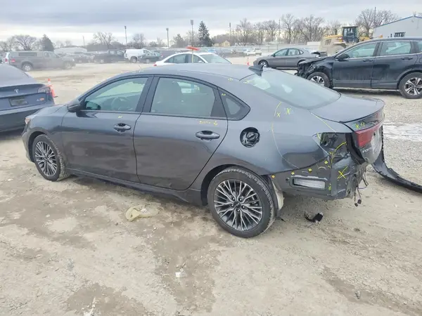 3KPF54ADXRE787905 2024 KIA FORTE - Image 2