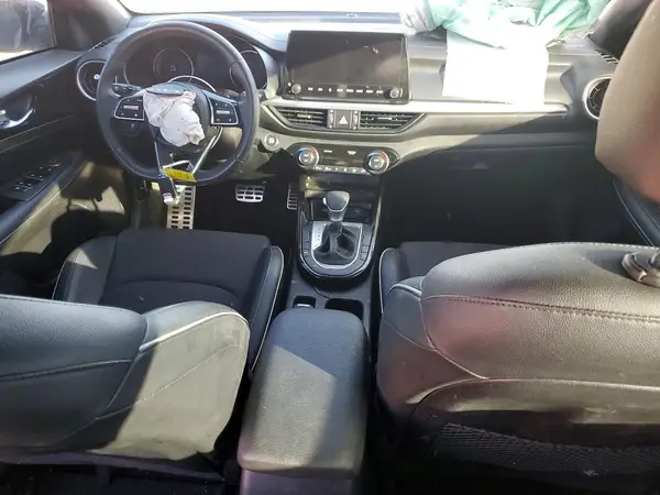3KPF54ADXRE808493 2024 KIA FORTE - Image 8