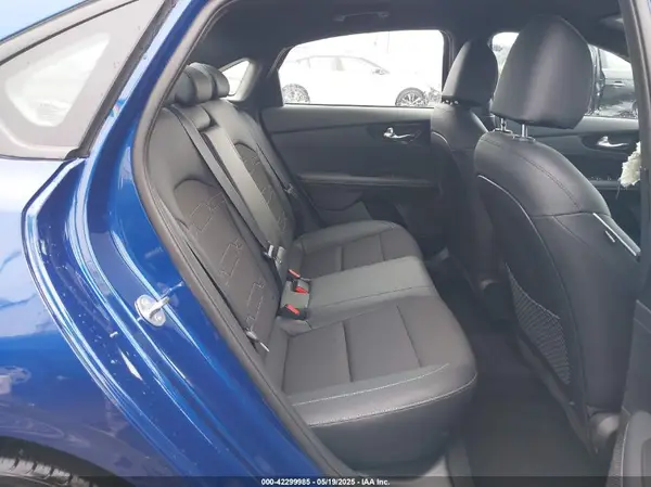 3KPF54ADXRE810177 2024 KIA FORTE - Image 8