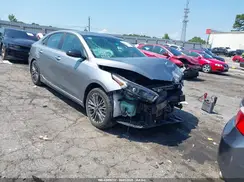 3KPF54ADXRE811085 2024 KIA FORTE