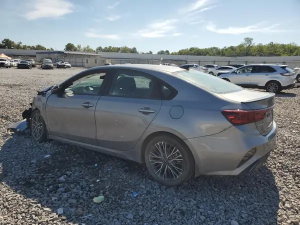 3KPF54ADXRE811099 2024 KIA FORTE - Image 2