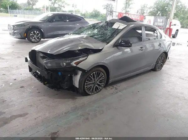 3KPF54ADXRE816349 2024 KIA FORTE - Image 2