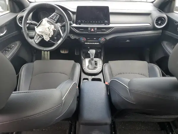 3KPF54ADXRE818893 2024 KIA FORTE - Image 8