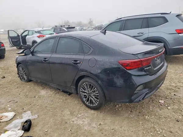 3KPF54ADXRE820594 2024 KIA FORTE - Image 2