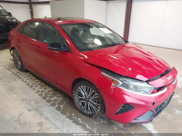 3KPF54ADXRE823429 2024 KIA FORTE - Image 1