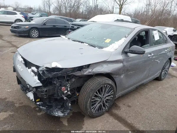 3KPF54ADXRE824824 2024 KIA FORTE - Image 2