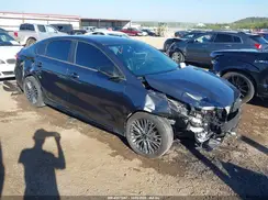 3KPF54ADXRE825083 2024 KIA FORTE