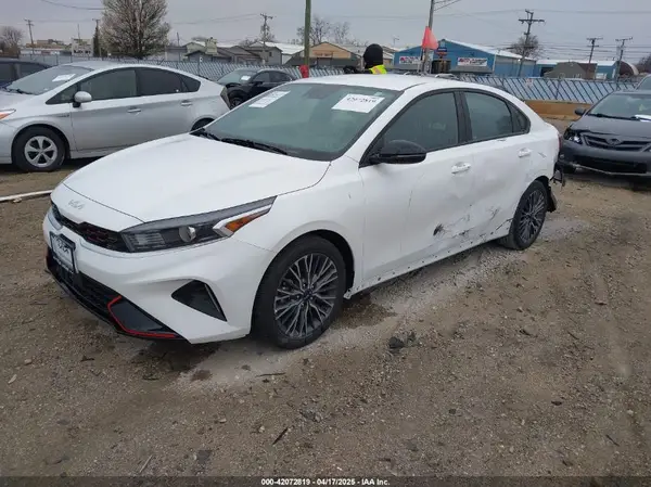 3KPF54ADXRE829554 2024 KIA FORTE - Image 2
