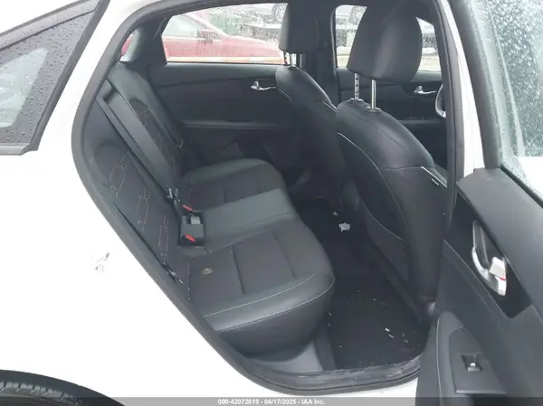 3KPF54ADXRE829554 2024 KIA FORTE - Image 8
