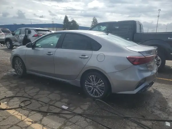 3KPF54ADXRE831708 2024 KIA FORTE - Image 2