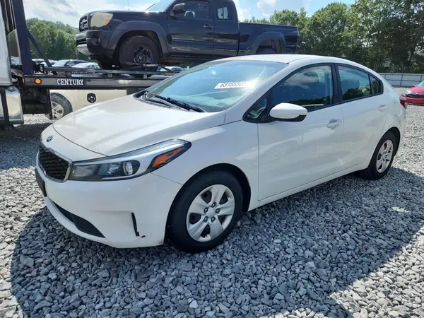 3KPFK4A70HE011896 2017 KIA FORTE - Image 1