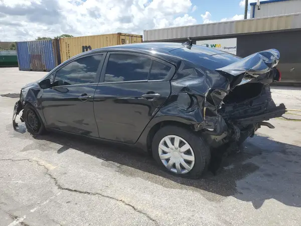 3KPFK4A70HE017634 2017 KIA FORTE - Image 2