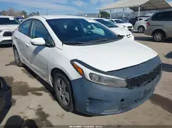 3KPFK4A70HE019738 2017 KIA FORTE