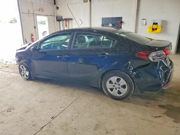 3KPFK4A70HE020839 2017 KIA FORTE - Image 2