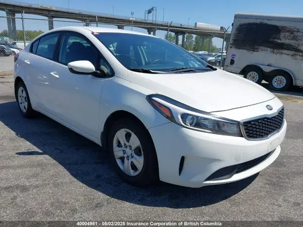 3KPFK4A70HE026110 2017 KIA FORTE - Image 1
