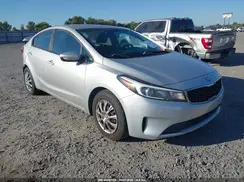 3KPFK4A70HE028164 2017 KIA FORTE