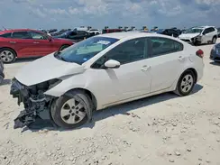 3KPFK4A70HE028407 2017 KIA FORTE