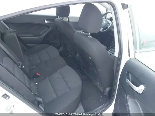 3KPFK4A70HE037155 2017 KIA FORTE - Image 8
