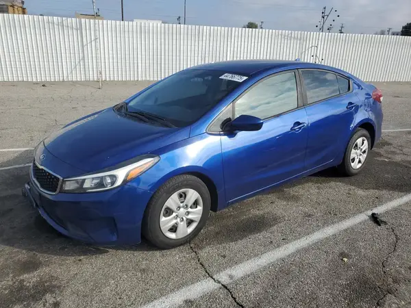 3KPFK4A70HE038127 2017 KIA FORTE - Image 1